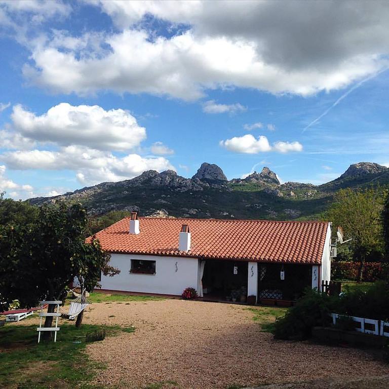 B&B La Tasgia Aggius Экстерьер фото